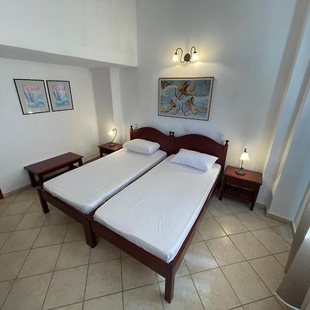 Galazia Akti Seaside Apartments Nikiti  Habitación foto