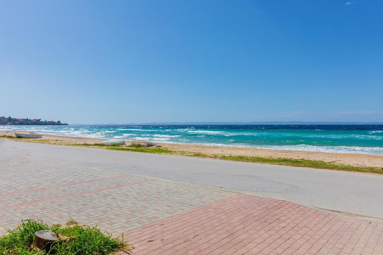 Galazia Akti Seaside Apartments Nikiti  Exterior foto