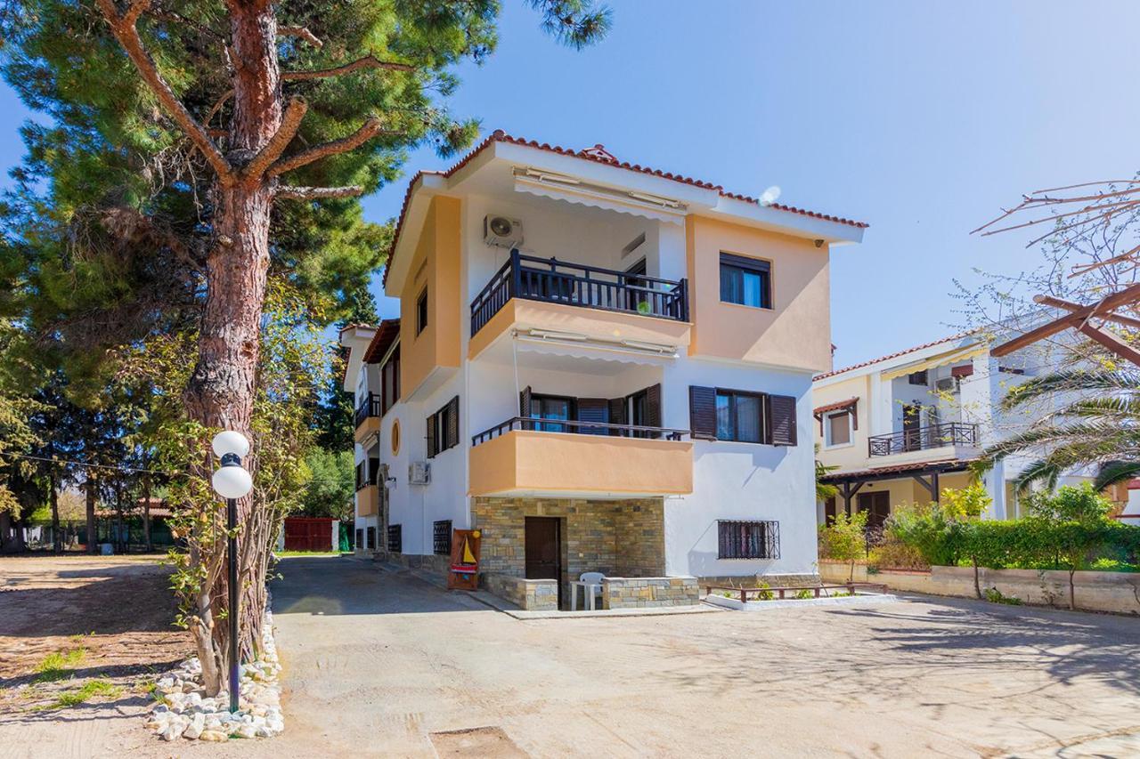 Galazia Akti Seaside Apartments Nikiti  Exterior foto