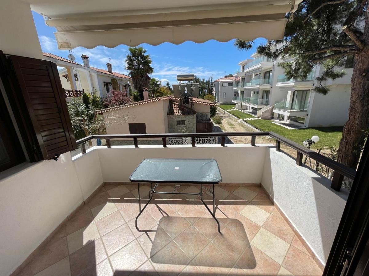 Galazia Akti Seaside Apartments Nikiti  Exterior foto
